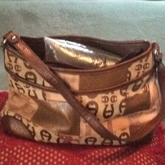 Aigner👜Handbag    Leather - Picture 3 of 4